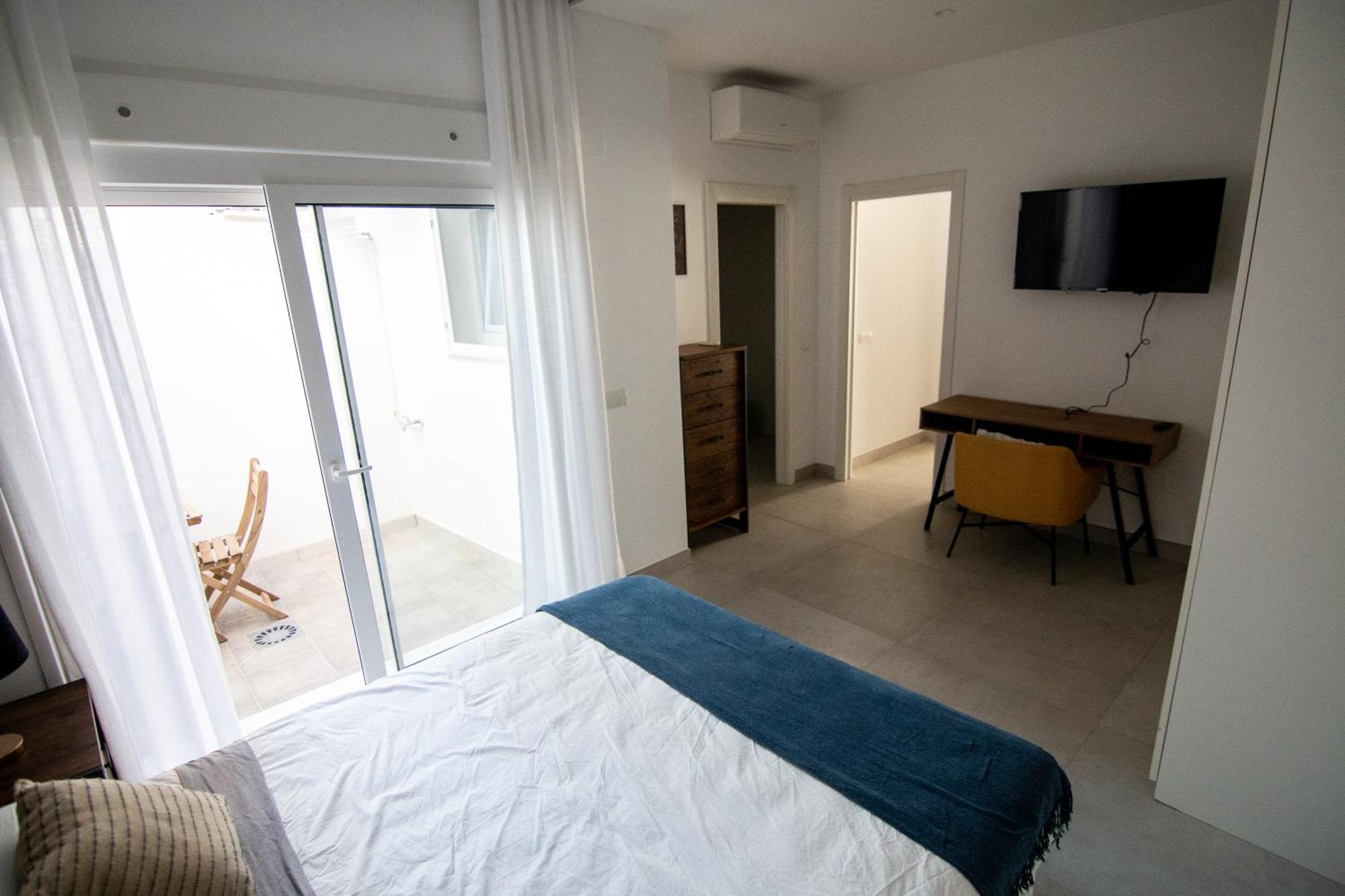 Benallove Apartment *